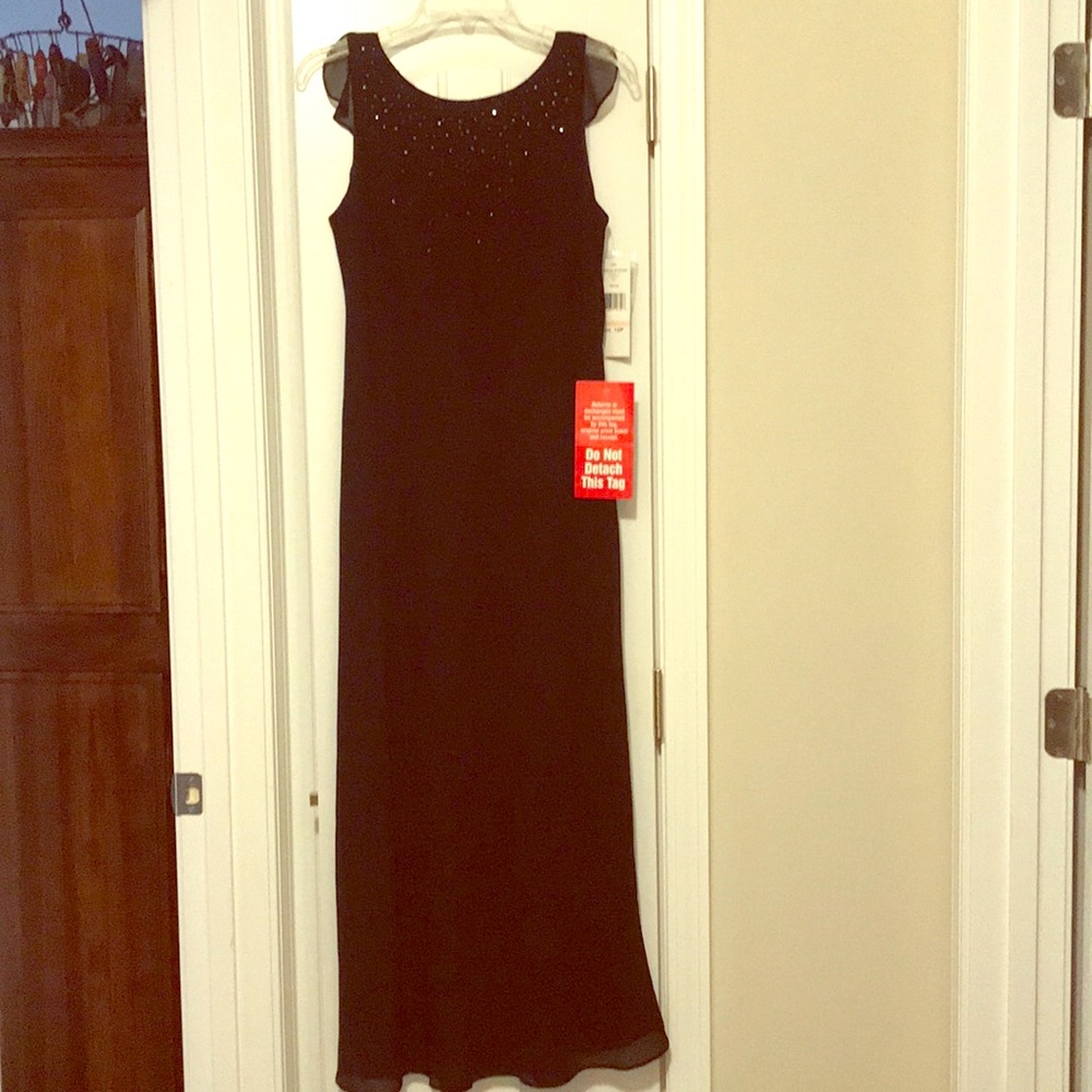Elegant Black Dress